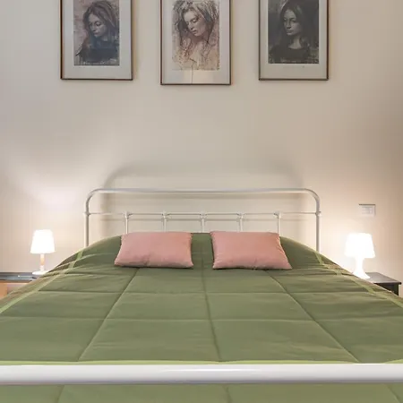 Apartament Studio 68 *